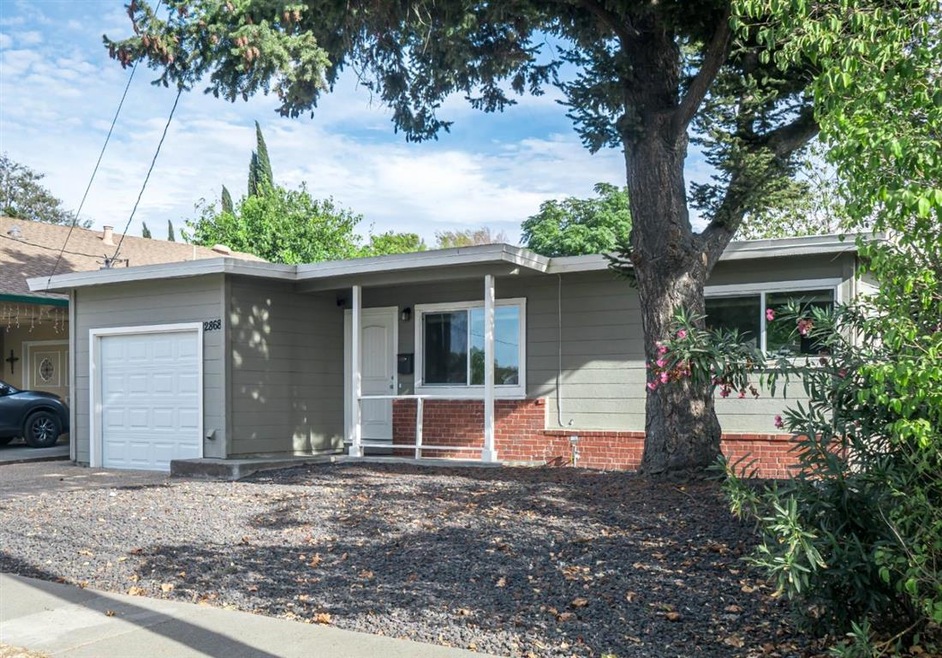 Sold $580,000 • Co-Listing Agent