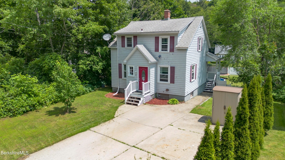 10 Alger St, Adams, MA 01220 - photo 1