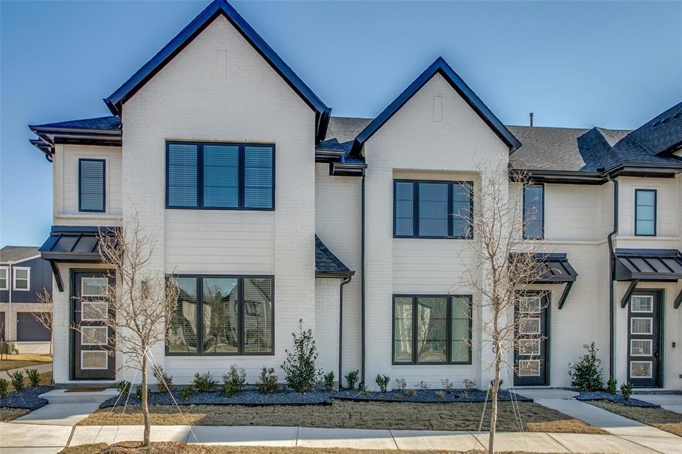 7644 Rambler Ln, North Richland Hills, TX 76182 - photo 1