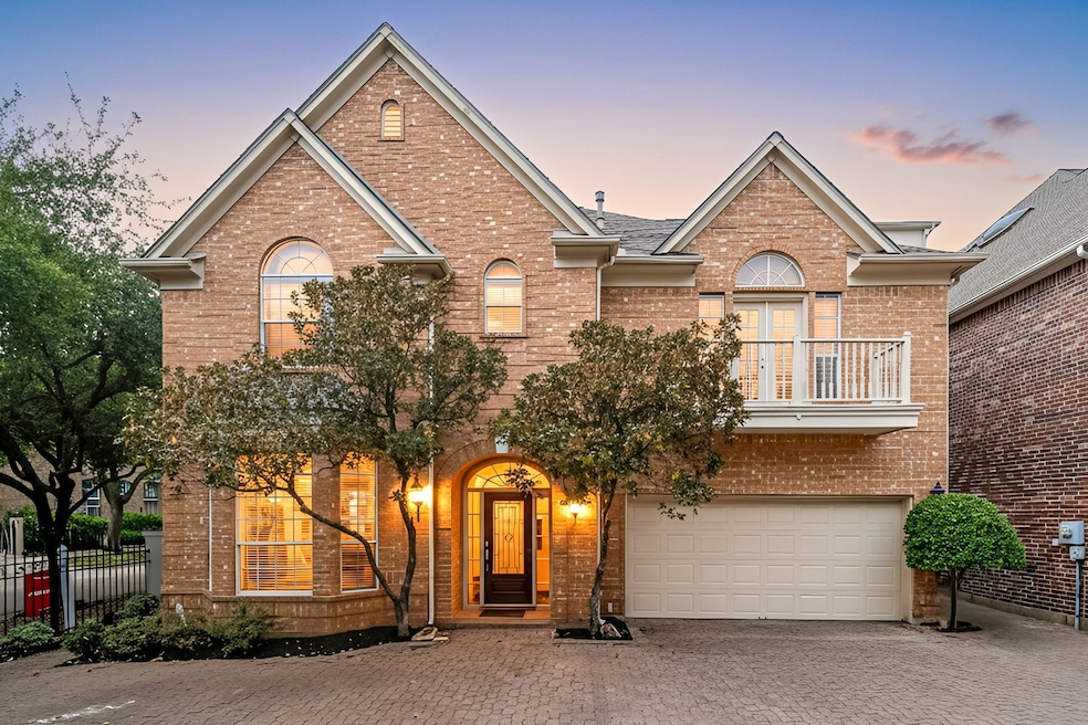 5322 Fayette St, Houston, TX 77056 - photo 1