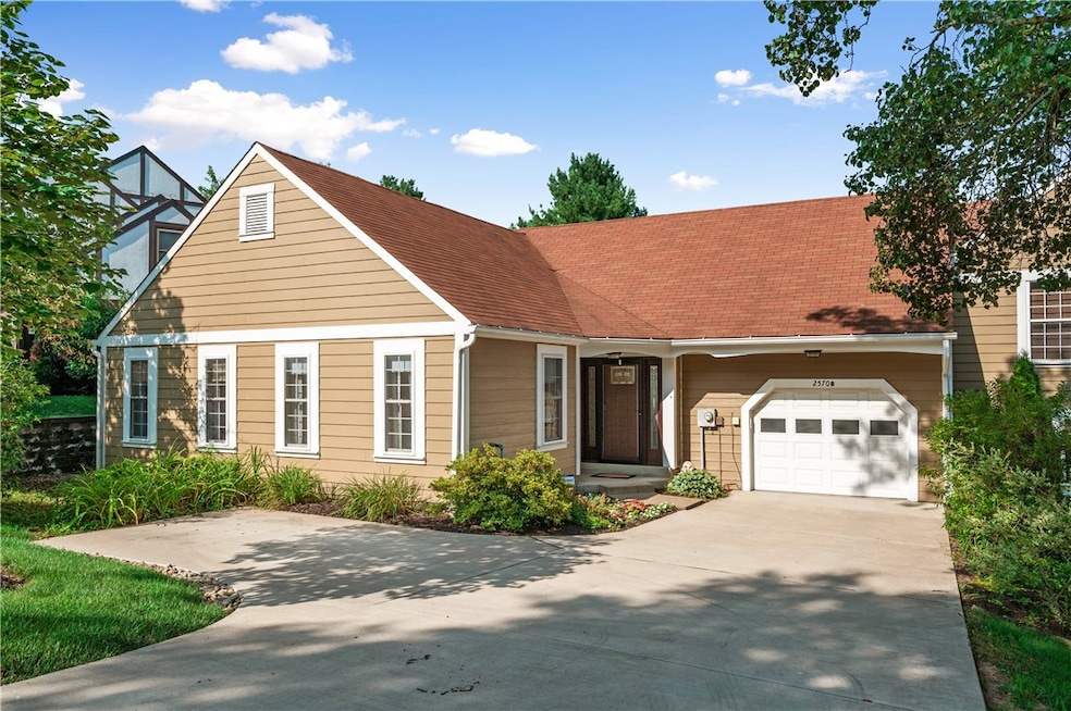 Welcome to 2570 B Pheasant Run!