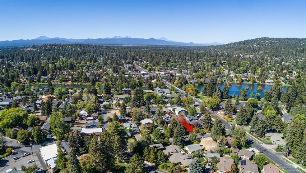 346 NW State St, Bend, OR 97701 - photo 1