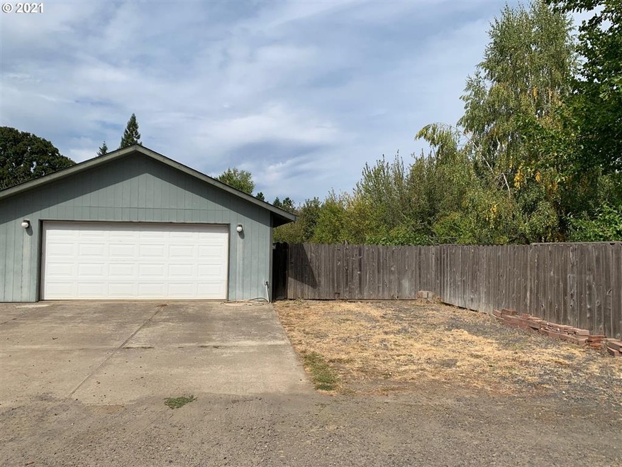 500 Maple Ct, Amity, OR 97101 - photo 1
