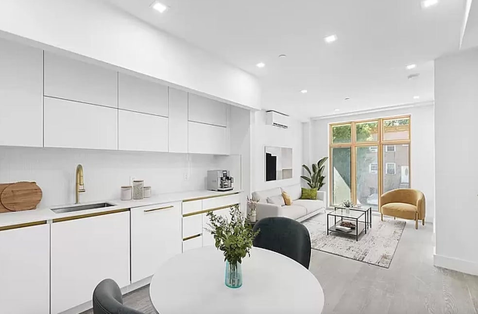 For Rent $4,354/month