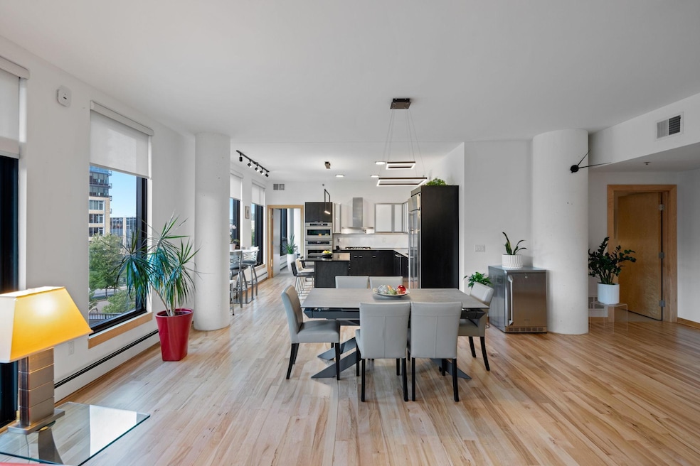 1240 S 2nd St unit 306, Minneapolis, MN 55415 - photo 1