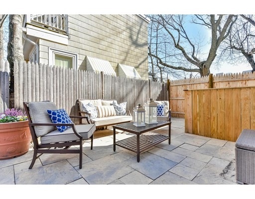 598 E 7th St unit 1, Boston, MA 02127 - photo 1