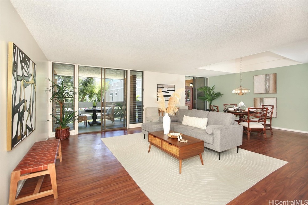 Nice open floor plan with both the living and dini