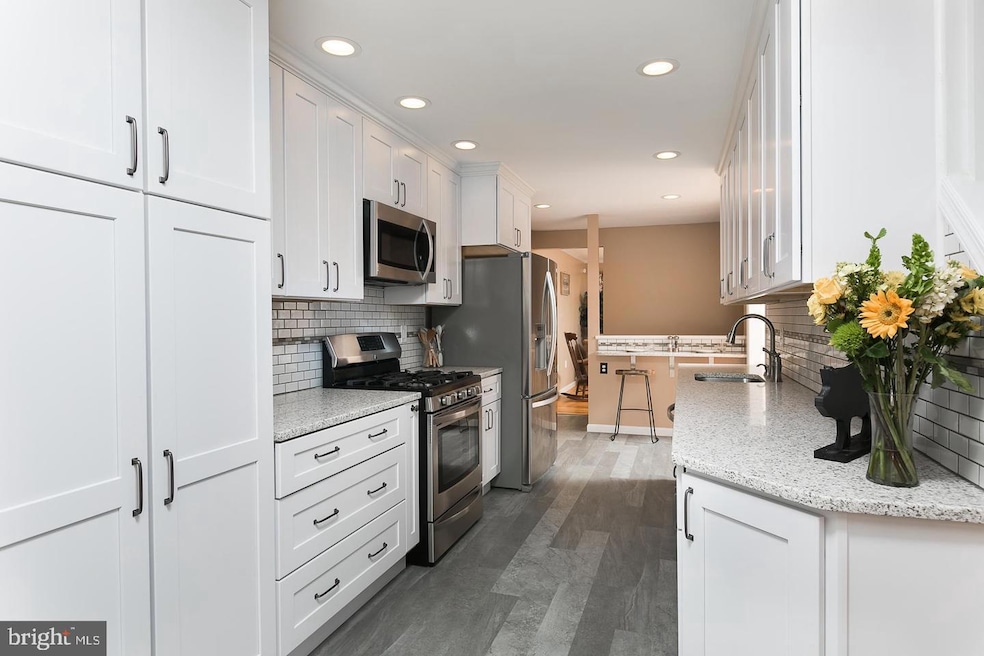 Under Contract $550,000