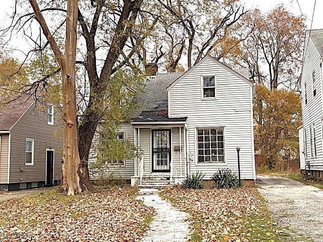 15615 Judson Dr, Cleveland, OH 44128 - photo 1