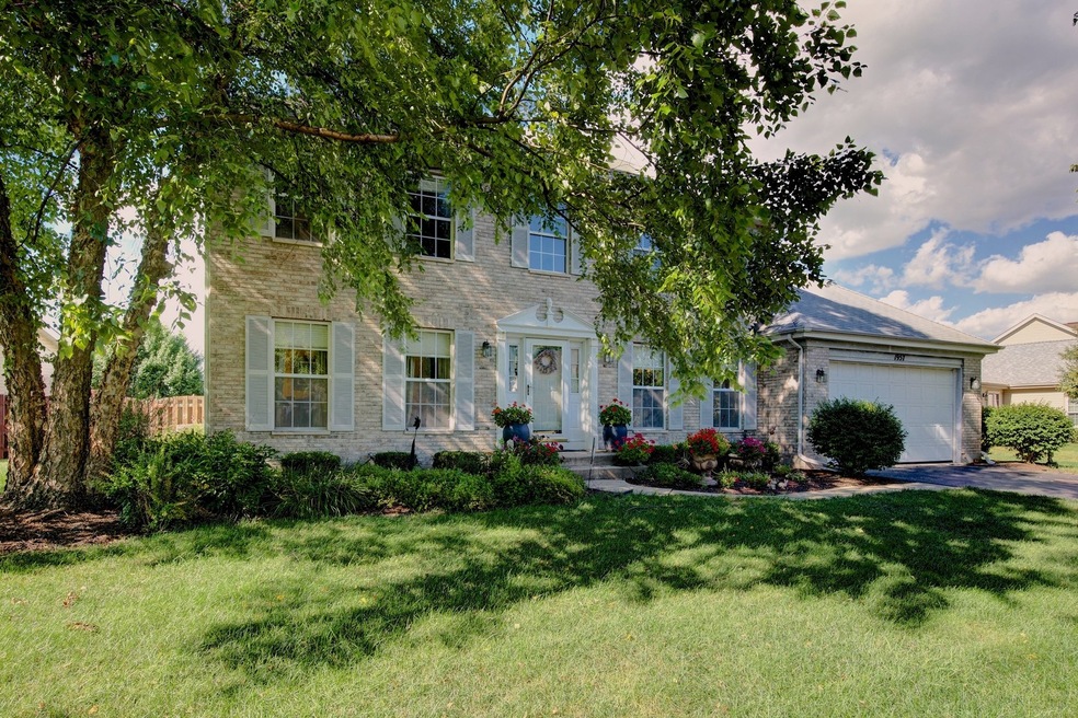 1957 Garfield Ave, Aurora, IL 60506 - photo 1