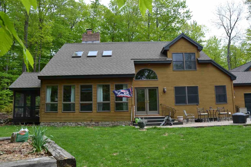 14 Abenaukee Dr, Wolfeboro, NH 03894 - photo 1