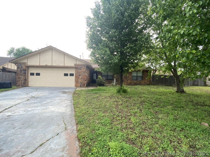 1201 S 31st St, Broken Arrow, OK 74014 - photo 1