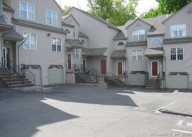 19 Taft Point unit 64, Waterbury, CT 06708 - photo 1