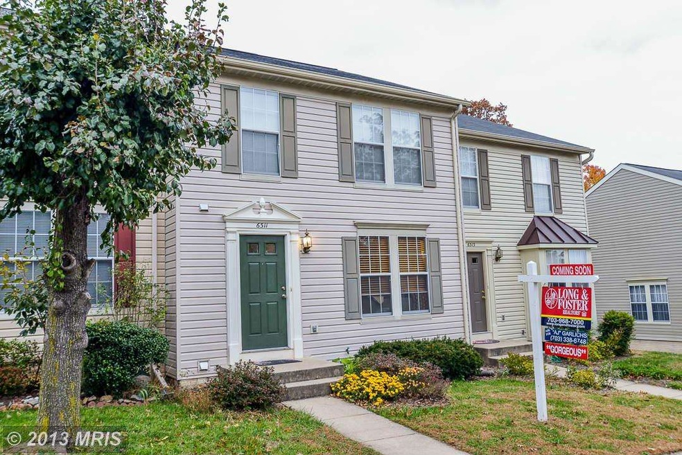 6311 Littlefield Ct, Centreville, VA 20121 - photo 1