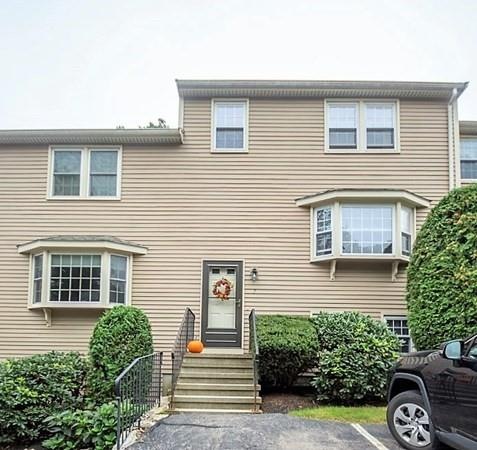 7 Pine View, Millis, MA 02054 - photo 1