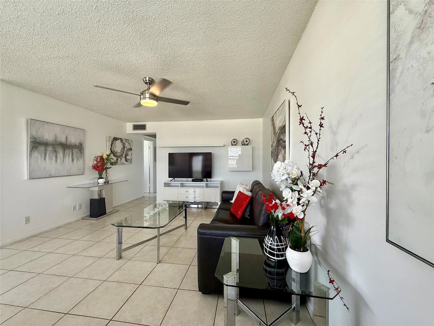 144 Farnham F unit 144, Deerfield Beach, FL 33442 - photo 1