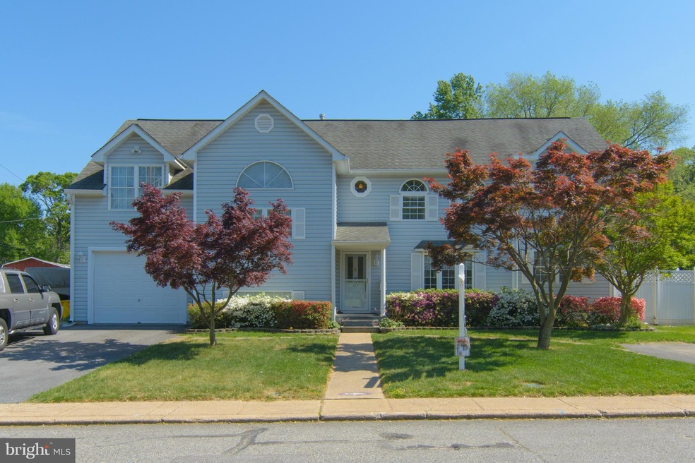 127 Jackpine Dr, Pasadena, MD 21122 - photo 1