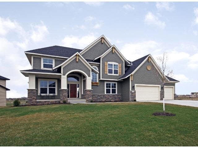 10426 Maryland Ave N, Minneapolis, MN 55445 - photo 1