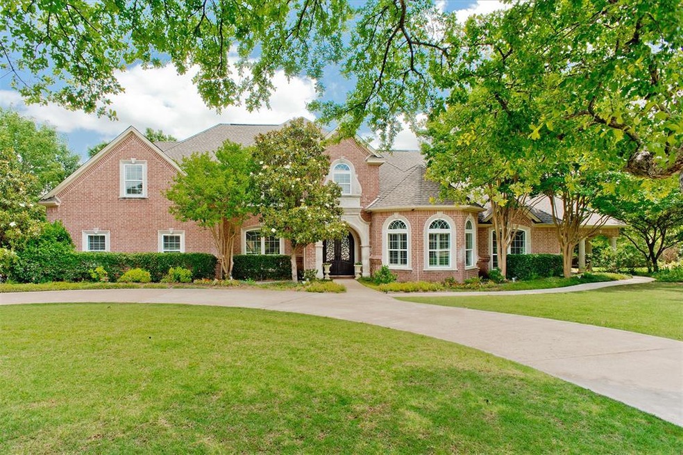 130 Crown Ridge Ct, Fort Worth, TX 76108 - photo 1