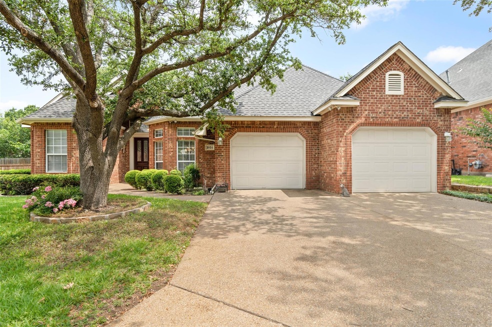 1016 Ellison Park Cir, Denton, TX 76205 - photo 1