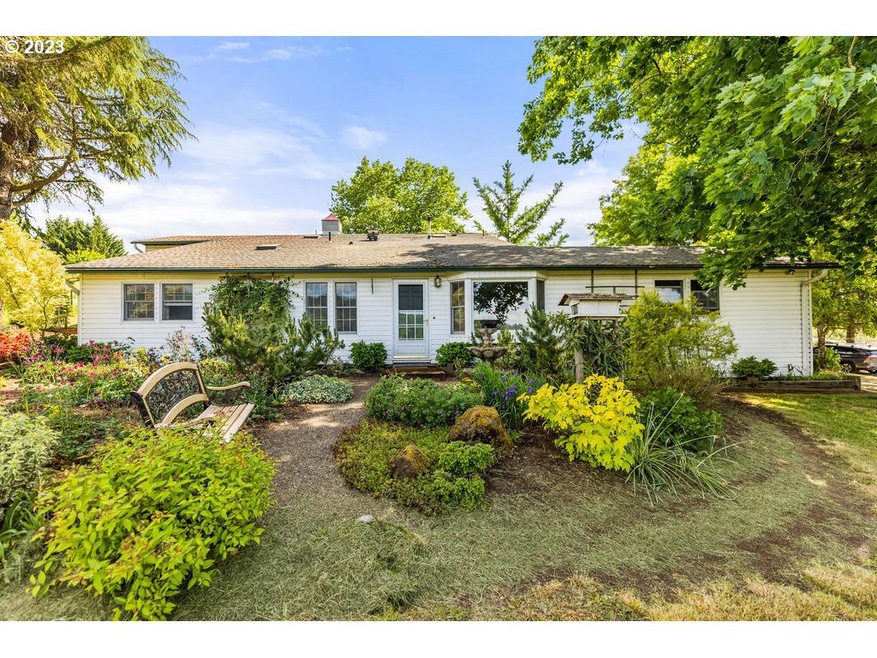 40080 SW Nelson Dr, Gaston, OR 97119 - photo 1