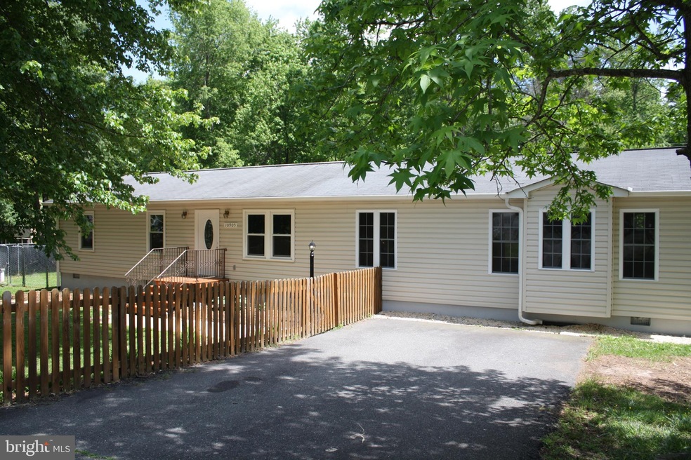 10905 Deerfield Dr, Fredericksburg, VA 22407 - photo 1