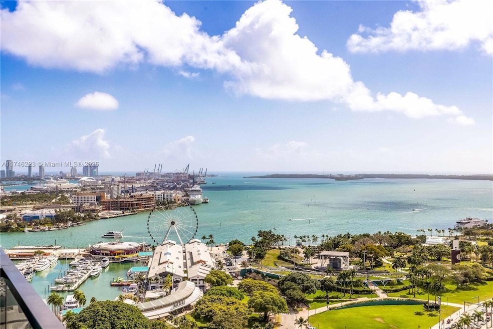 For Sale $599,000 • Co-Listing Agent