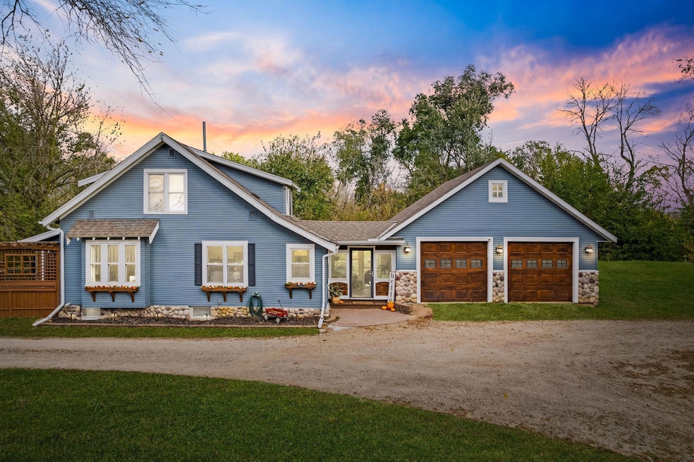 For Sale $275,000 • Co-Listing Agent