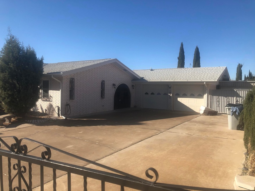 10925 Lakewood Ave, El Paso, TX 79935 - photo 1