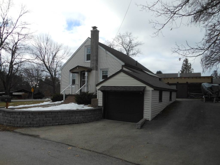 13 Martins Ferry Rd, Hooksett, NH 03106 - photo 1