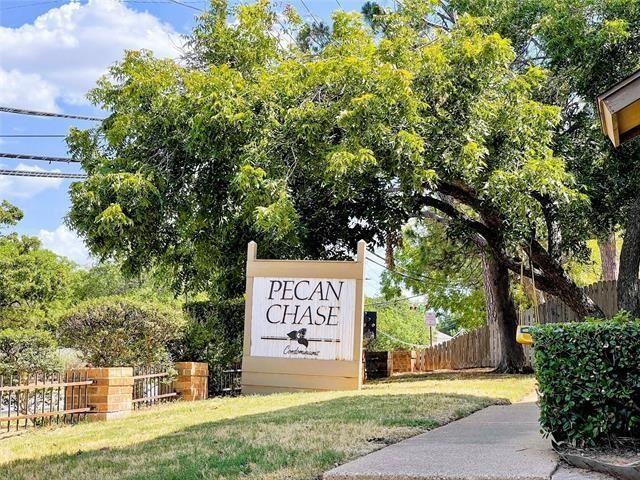 Condominium Community just off Fielder Road