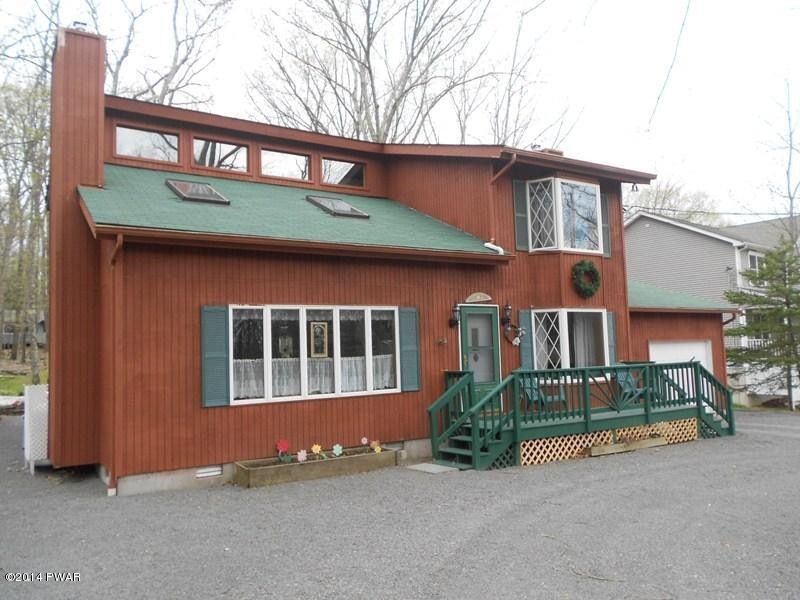 208 Mountain View Dr, Hawley, PA 18428 - photo 1