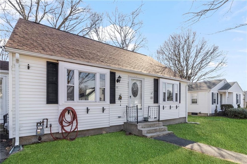 37 Howland Rd, Cranston, RI 02910 - photo 1