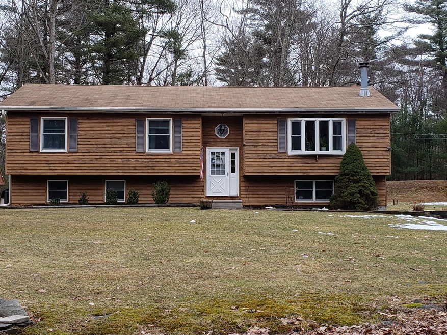 142 Tan Oak Dr, Milford, PA 18337 - photo 1