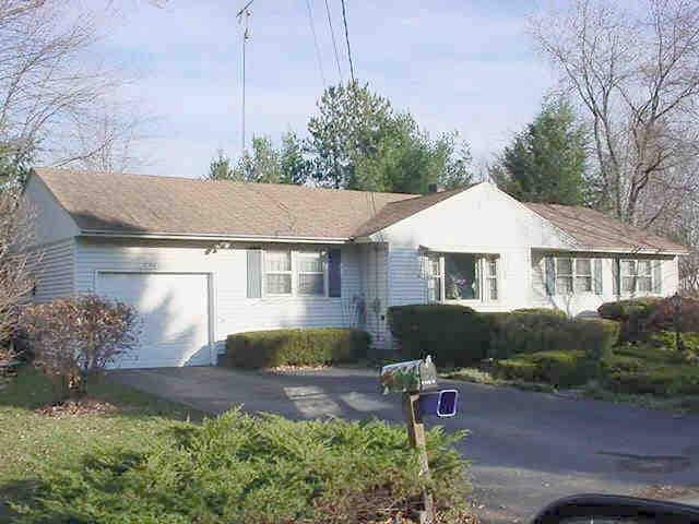 8 Park Dr, Bedford, NH 03110 - photo 1