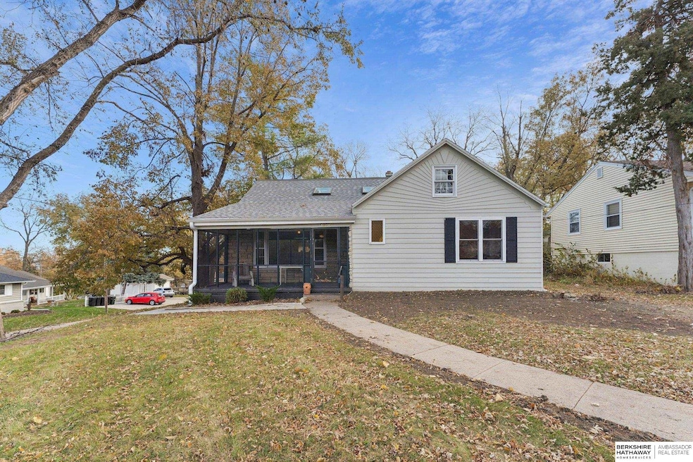 For Sale $320,000 • Co-Listing Agent