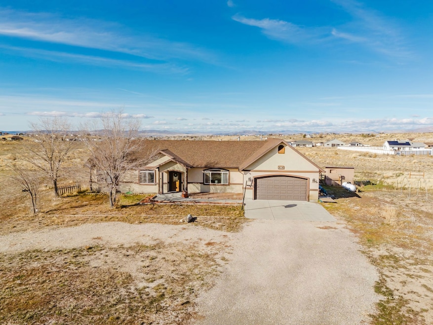 904 Buckskin Cir, Spring Creek, NV 89815 - photo 1