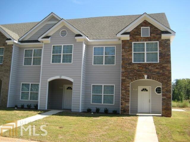 221 Nizzear Ln, Carrollton, GA 30117 - photo 1