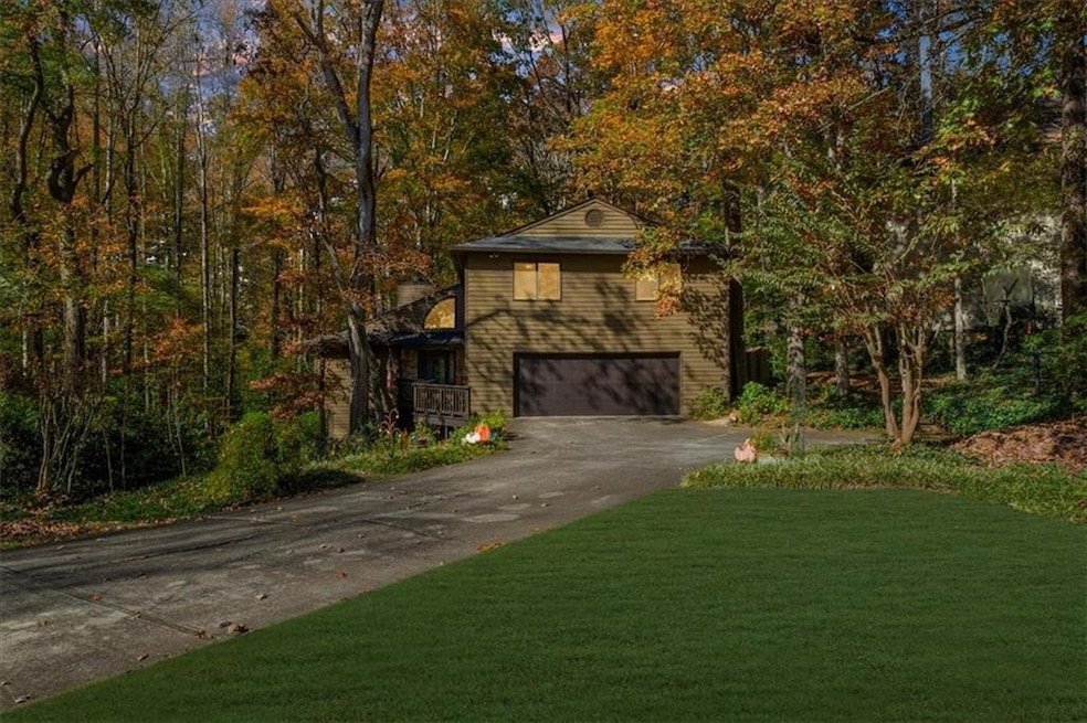 4274 Loch Highland Pkwy NE, Roswell, GA 30075 - photo 1