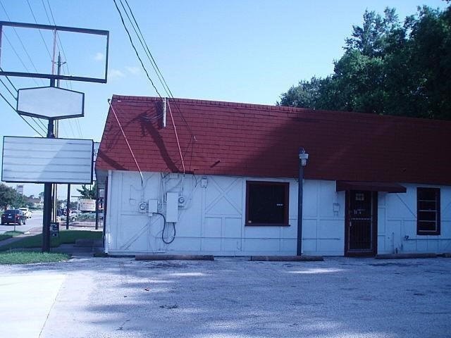 622 Uvalde Rd, Houston, TX 77015 - photo 1