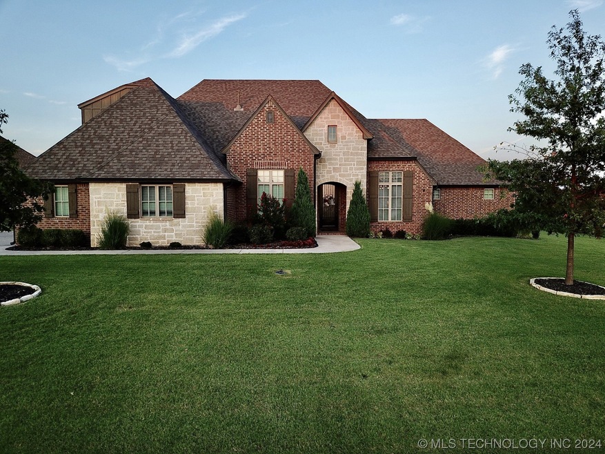 9005 N 67th East Ave, Owasso, OK 74055 - photo 1