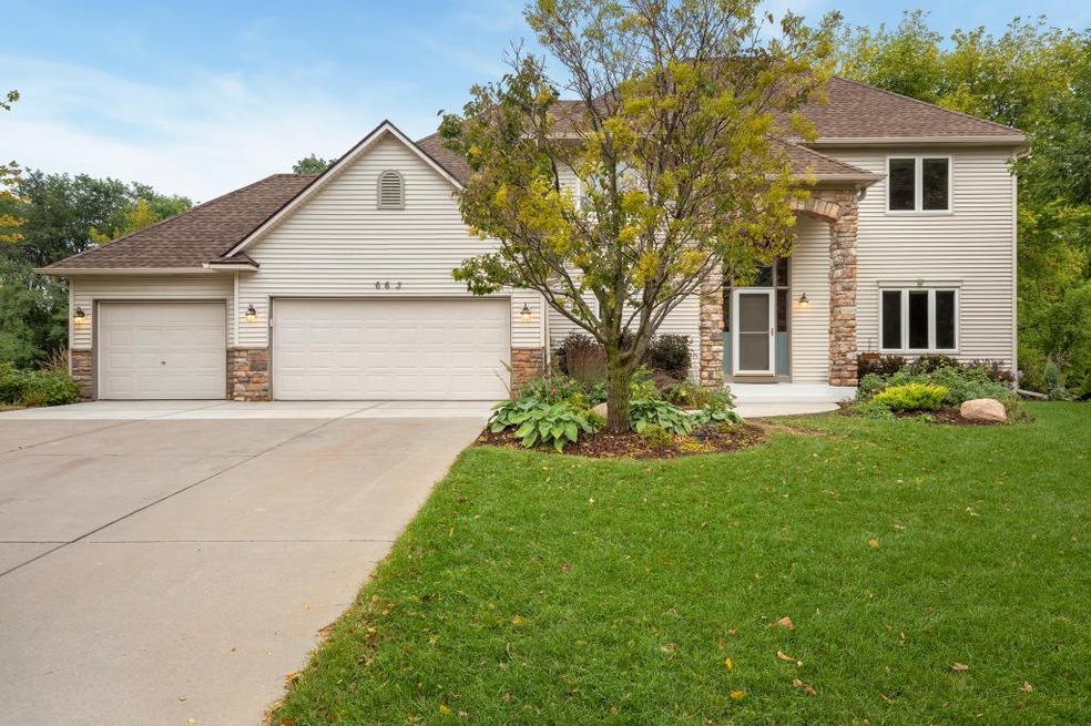 Welcome to 663 Waterview Cove!