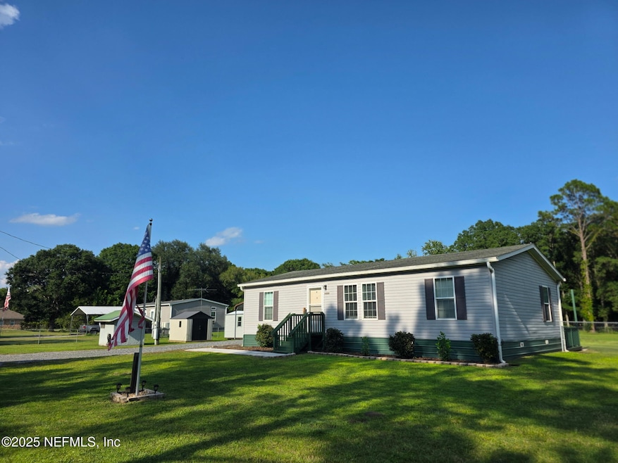 44090 Apache Trail, Callahan, FL 32011 - photo 1