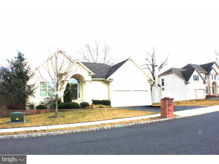 4 Monarch Dr, Burlington, NJ 08016 - photo 1