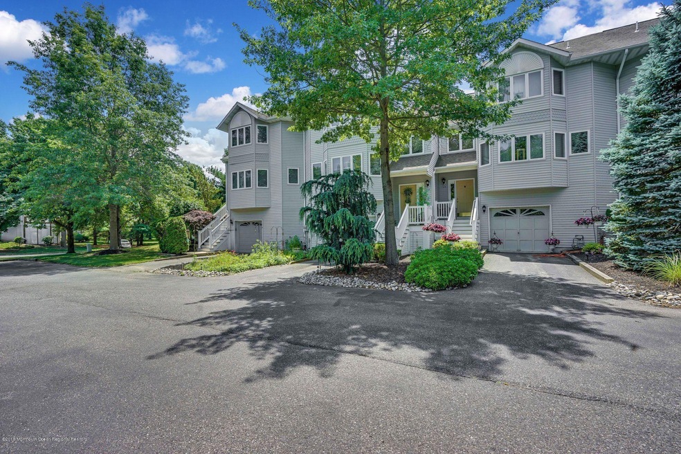 122 Orchid Ct
