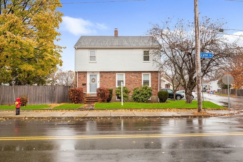 258 Lynn St, Malden, MA 02148 - photo 1
