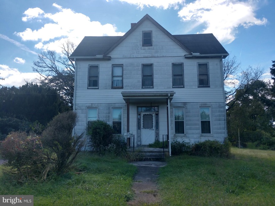 8019 Windsor Mill Rd, Windsor Mill, MD 21244 - photo 1