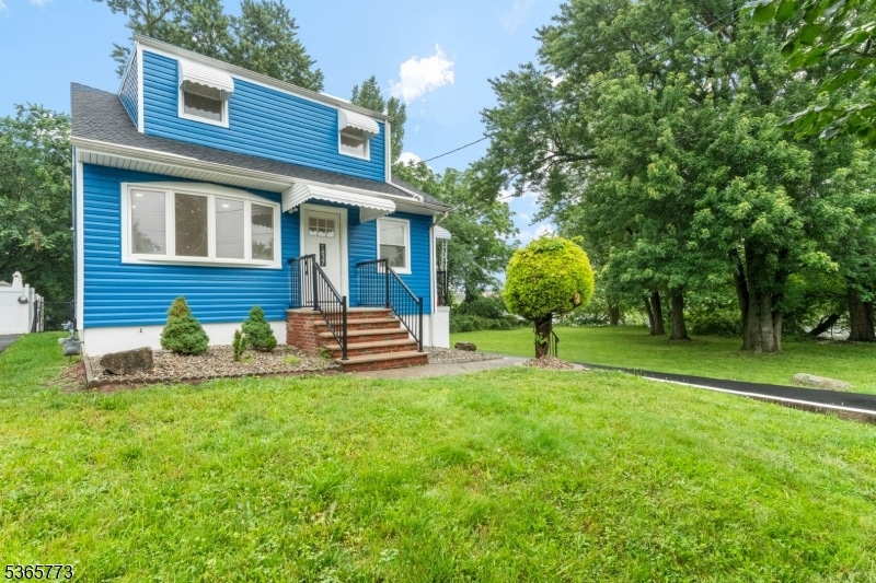 1837 Barnett St, Rahway, NJ 07065 - photo 1