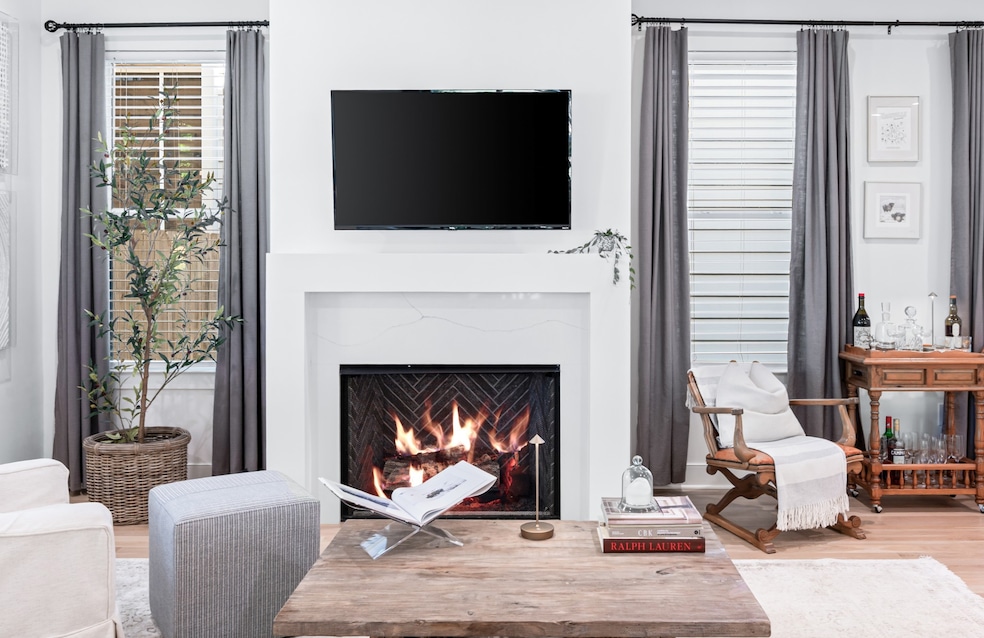 Sold $965,000 • Co-Listing Agent