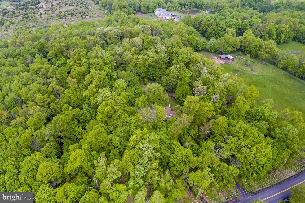 6249 Stump Rd, Pipersville, PA 18947 - photo 1